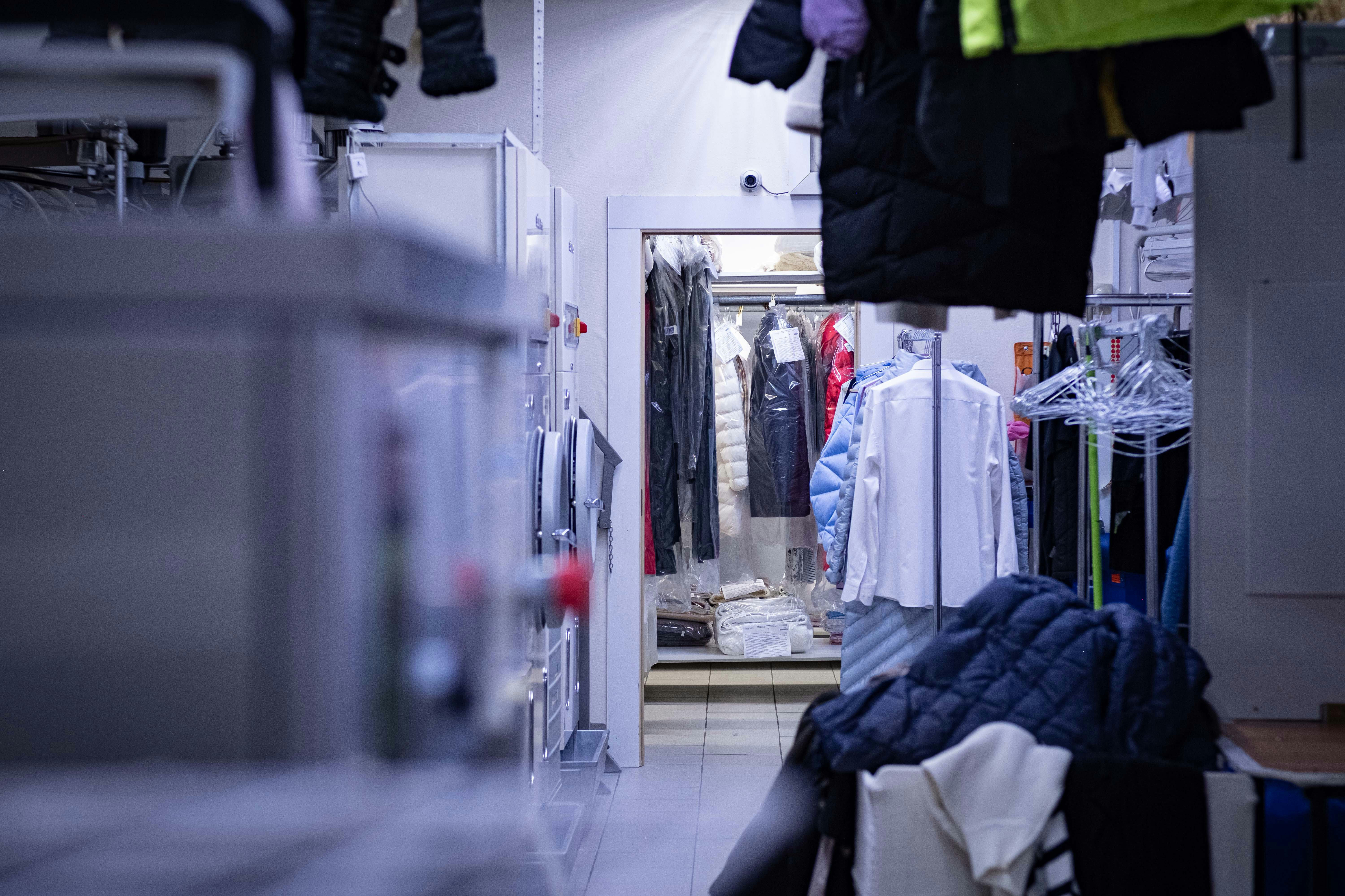 Airline Dr. Cleaners photo 5